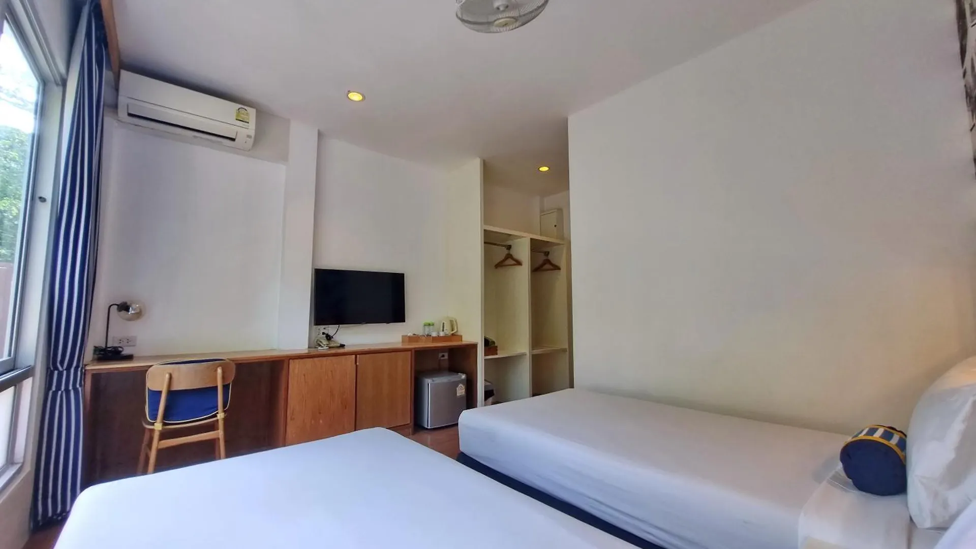 Mar24 Koh Tao Hotel 2*,  תאילנד