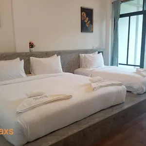Island Dive Club *** קו טאו